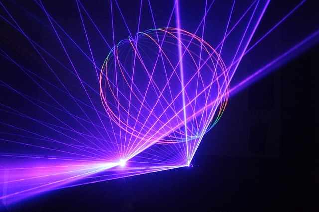 Laser  Wie funktioniert er und warum sind Laser so cool?